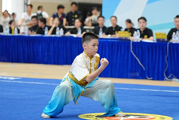 技法娴熟运, 丙组三个组 技法娴熟运, 丙组三个组