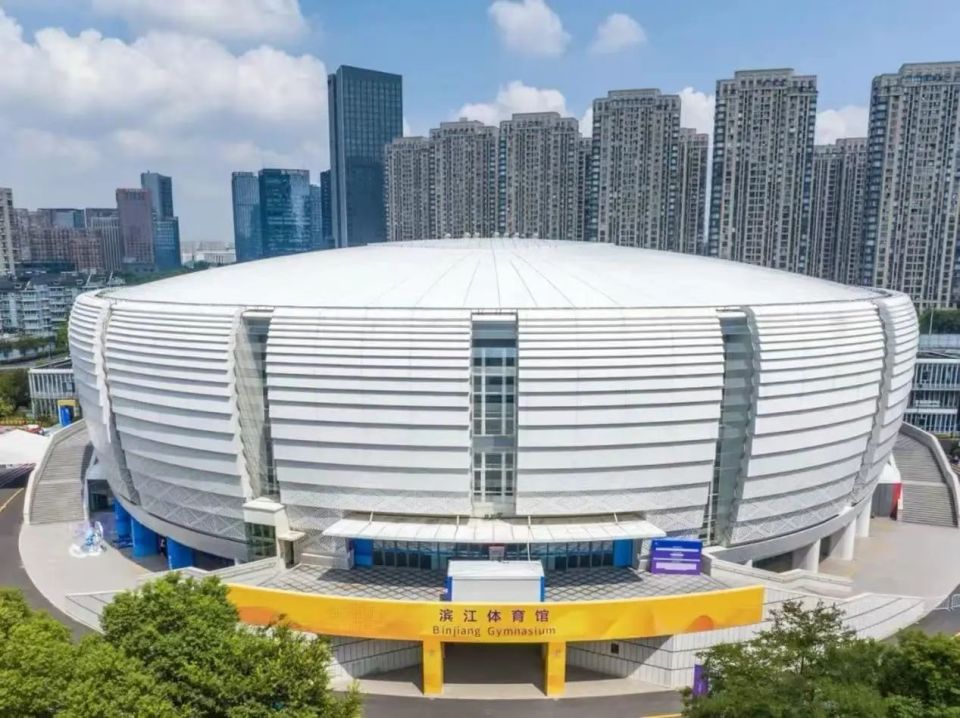 首次赛事将, src, img