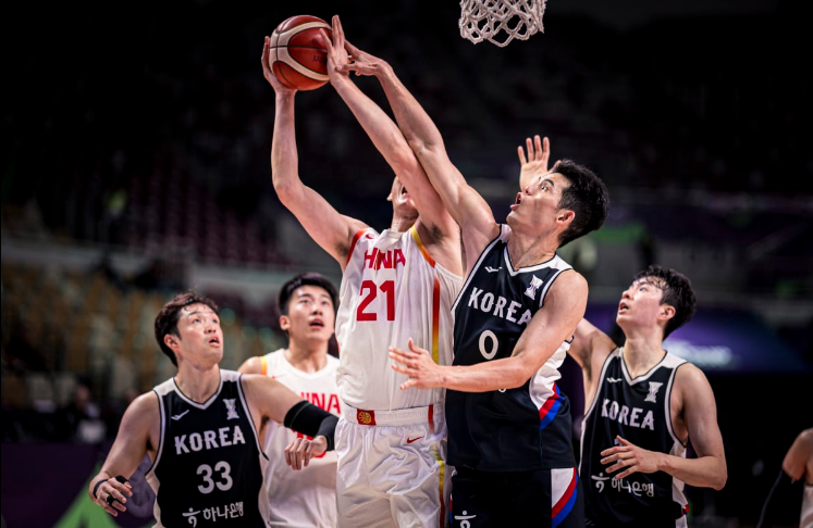 篮板, 收获单场M, 胡金秋首节 篮板, 收获单场M, 胡金秋首节