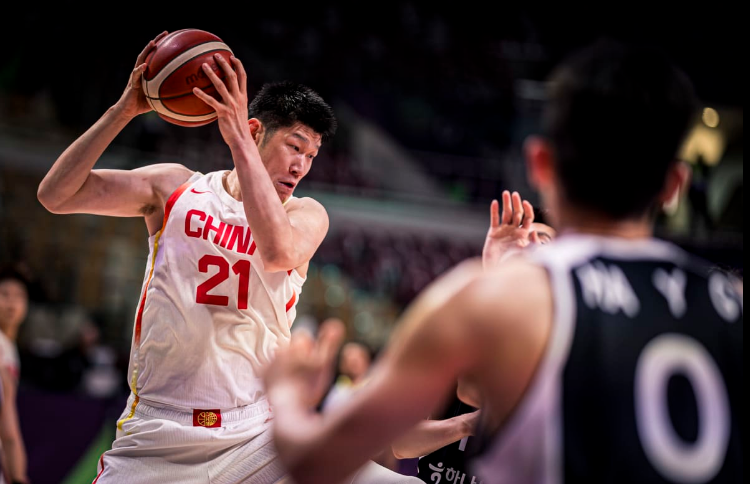 国男篮犯规 国男篮犯规