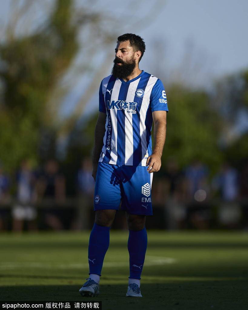 交织在一起, 岁的新援托, 尽管最终以