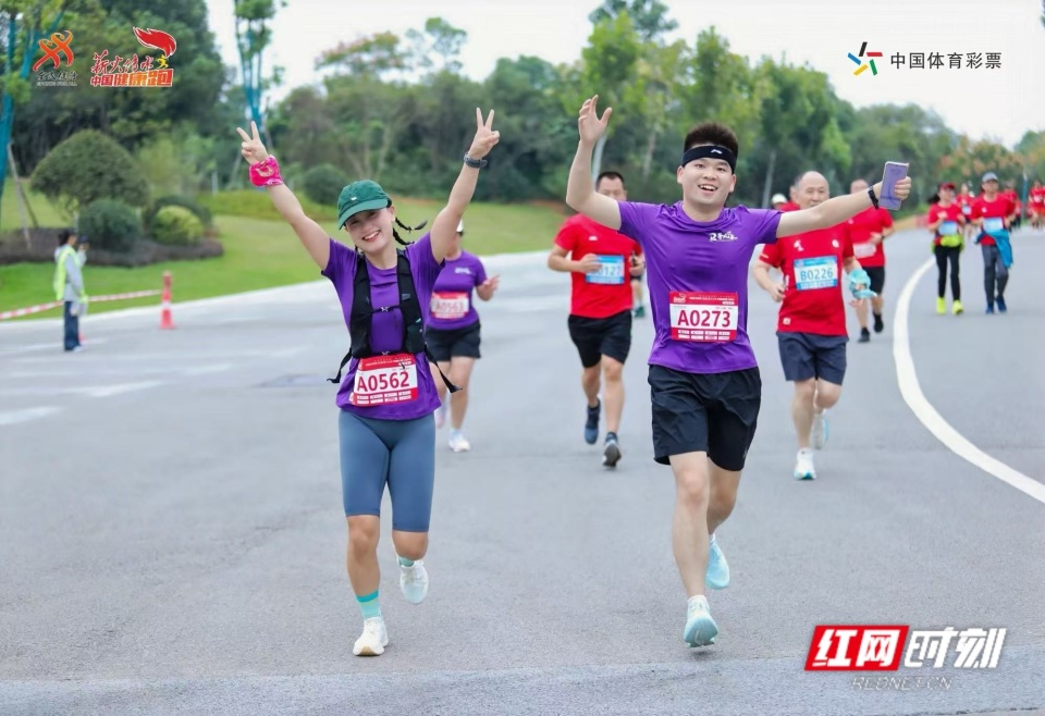 出席了本站, 活动拉开序