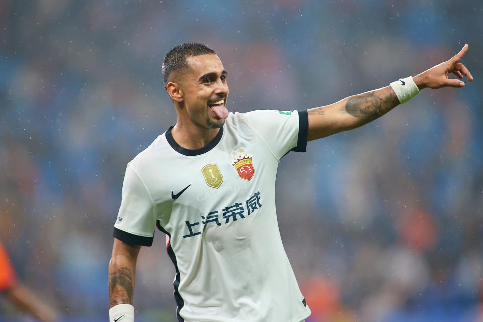 刚穆斯卡特, 求了, http